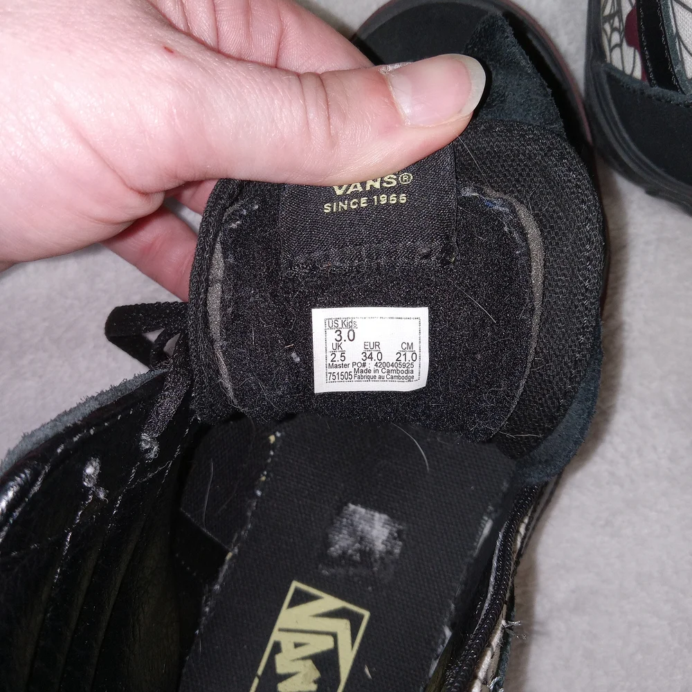 Vans Sk8-Hi Reissue Side Zip Kids Sz 3 “In The Shadows” Glow In Dark Spider Web - Picture 7 of 11